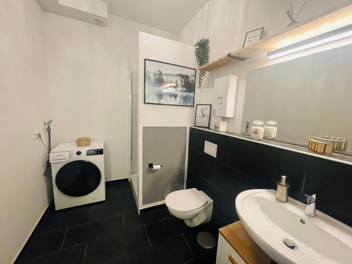 Modern * Gemuetlich * Nespresso * Terrasse * Netflix Apartman Duisburg Kültér fotó