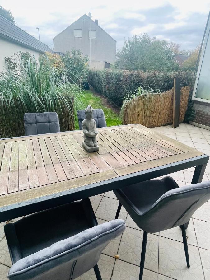 Modern * Gemuetlich * Nespresso * Terrasse * Netflix Apartman Duisburg Kültér fotó